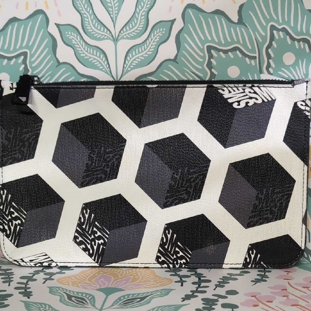 Stylish Black and White Geometric Women's Bag